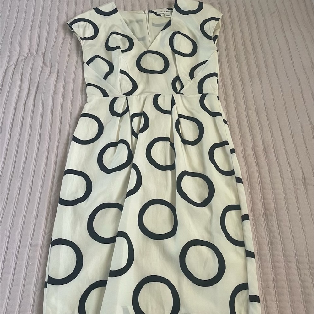 Banana Republic black and white dress